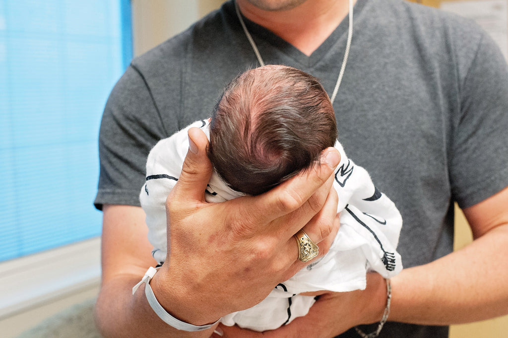 Modern Burlap Newborn Hospital Photos