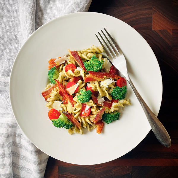 Fusilli pasta with bacon and broccoli