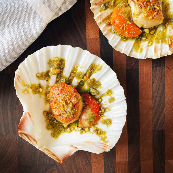 Pesto scallops