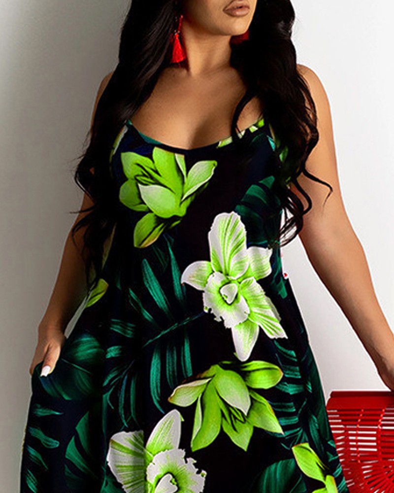 Plus Size Tropical Print Spaghetti Strap Maxi Dress