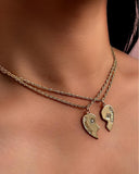 2pcs Heart Shaped Rhinestone Decor Chain Necklace
