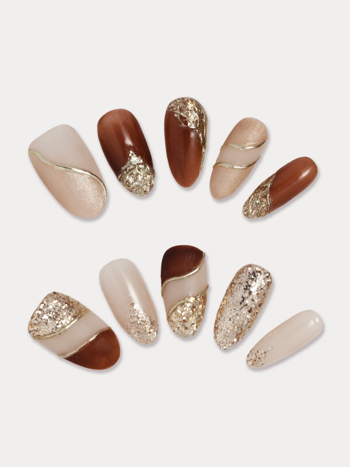 Frenchy Gold Line Gel Nail Strips | @sashaniegraynails | MoYou London