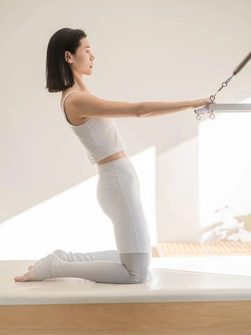 Does Pilates shrink your waist? Does Pilates slim your legs?