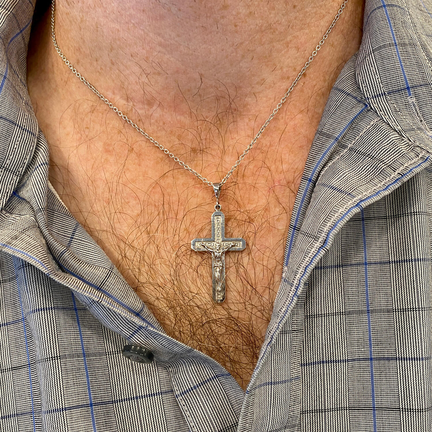 Christian Tree Cross Necklace for Men - Unique and Stylish Jewelry for Men  of Faith