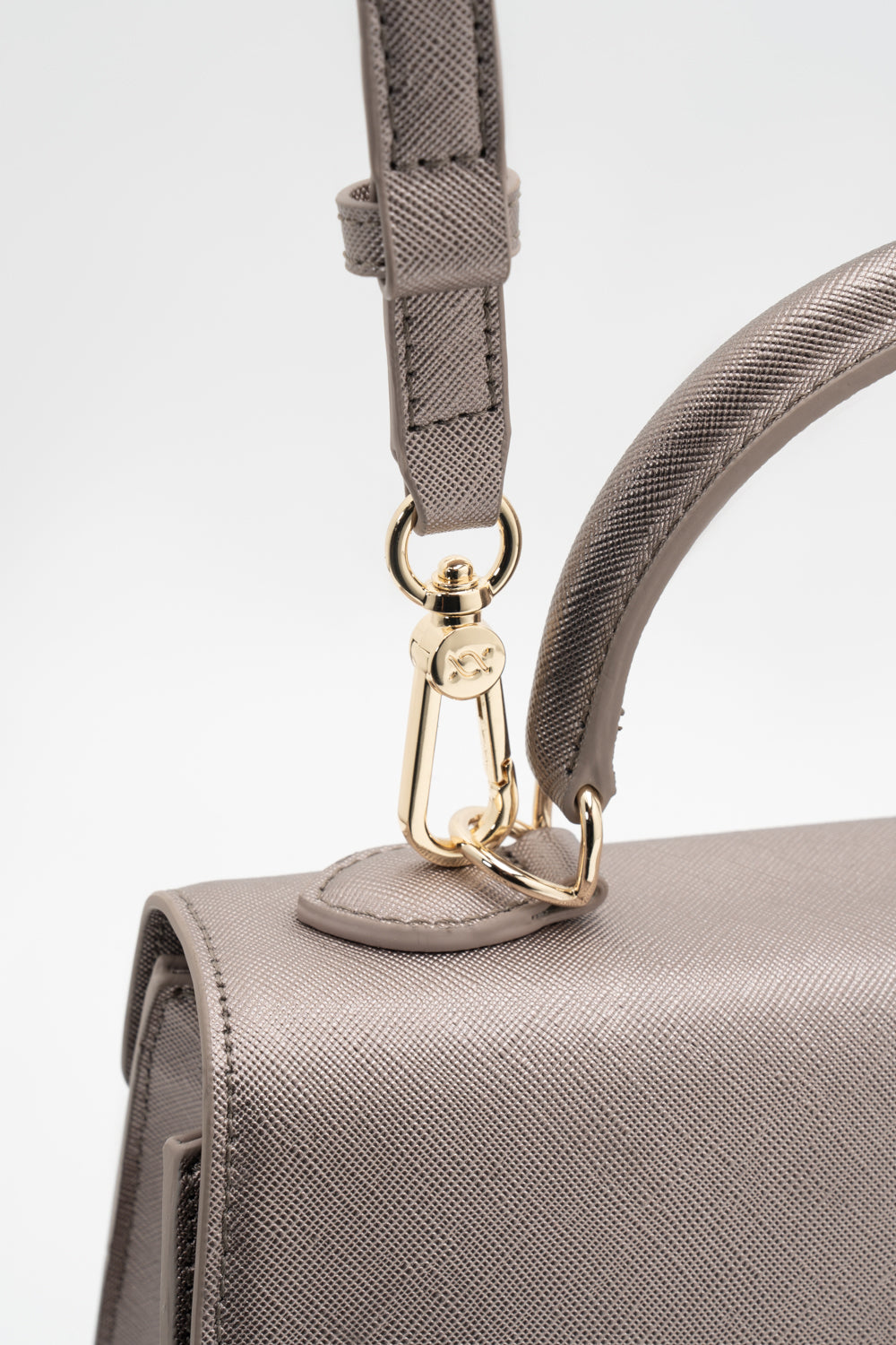 The Classic Handbag Bronze