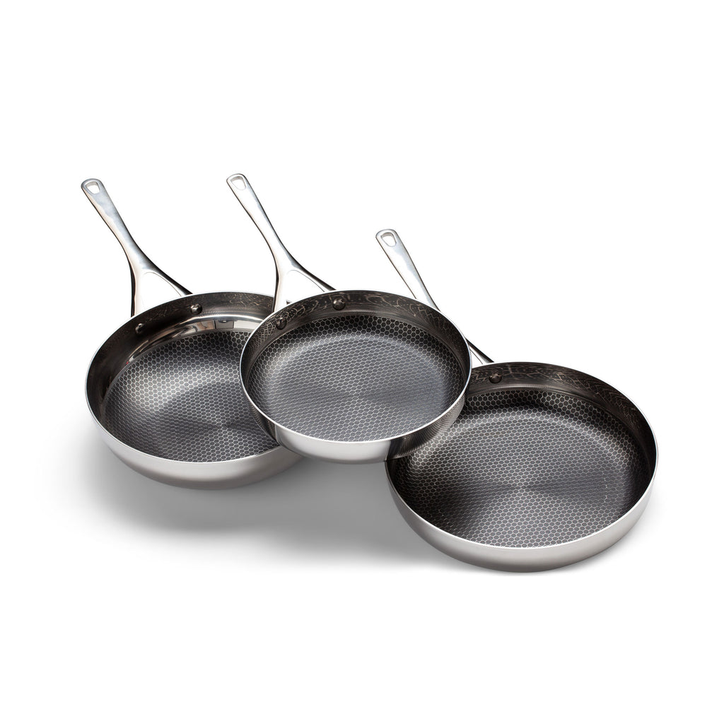 The Buccaneer Cast Iron Skillet Set -- 9 + 11 By crowdcookware
