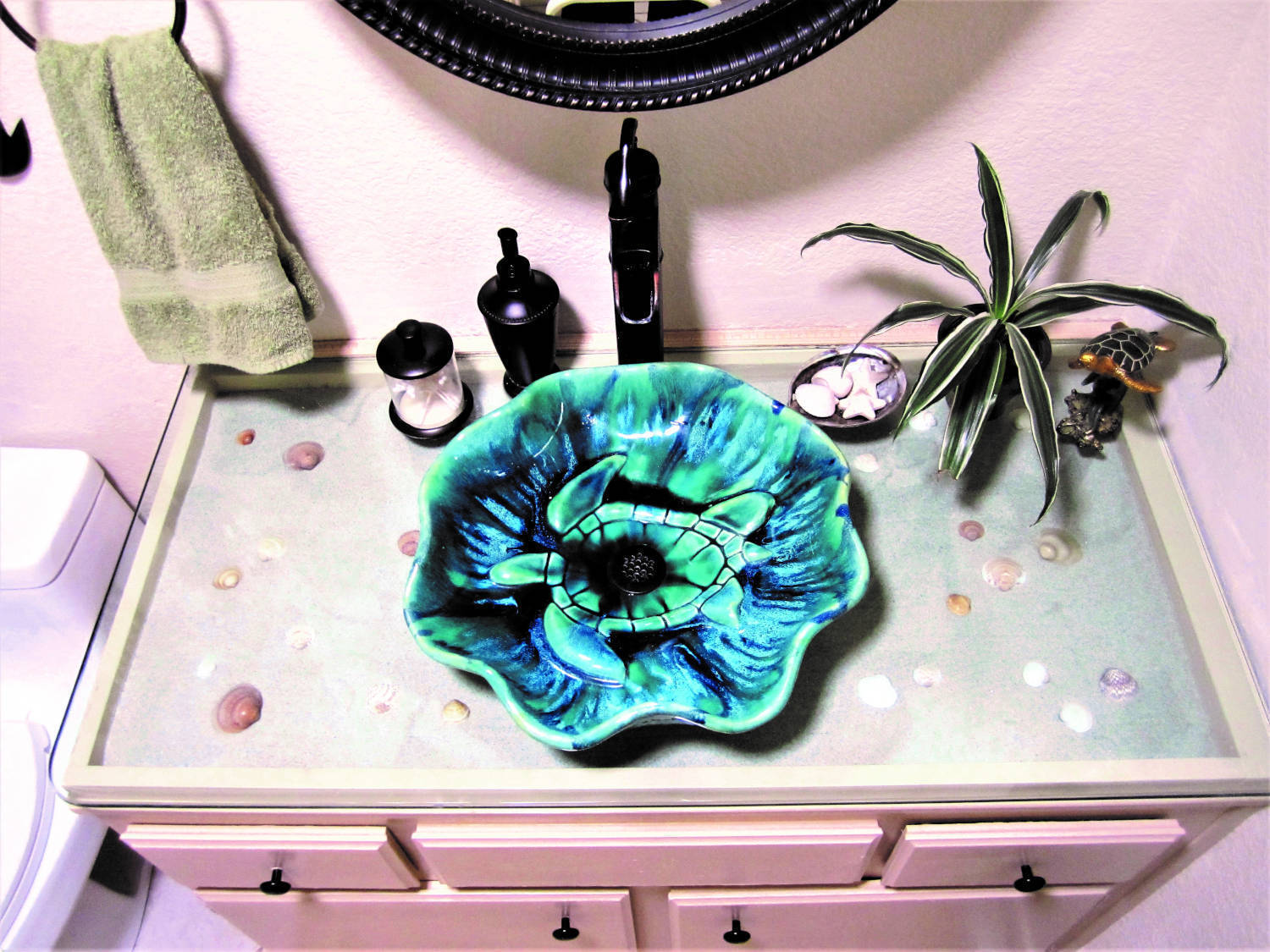 Handmade Bathroom Basin with Sea Turtle Decor, Tropical Bathroom Design Ideas, bathroom sink