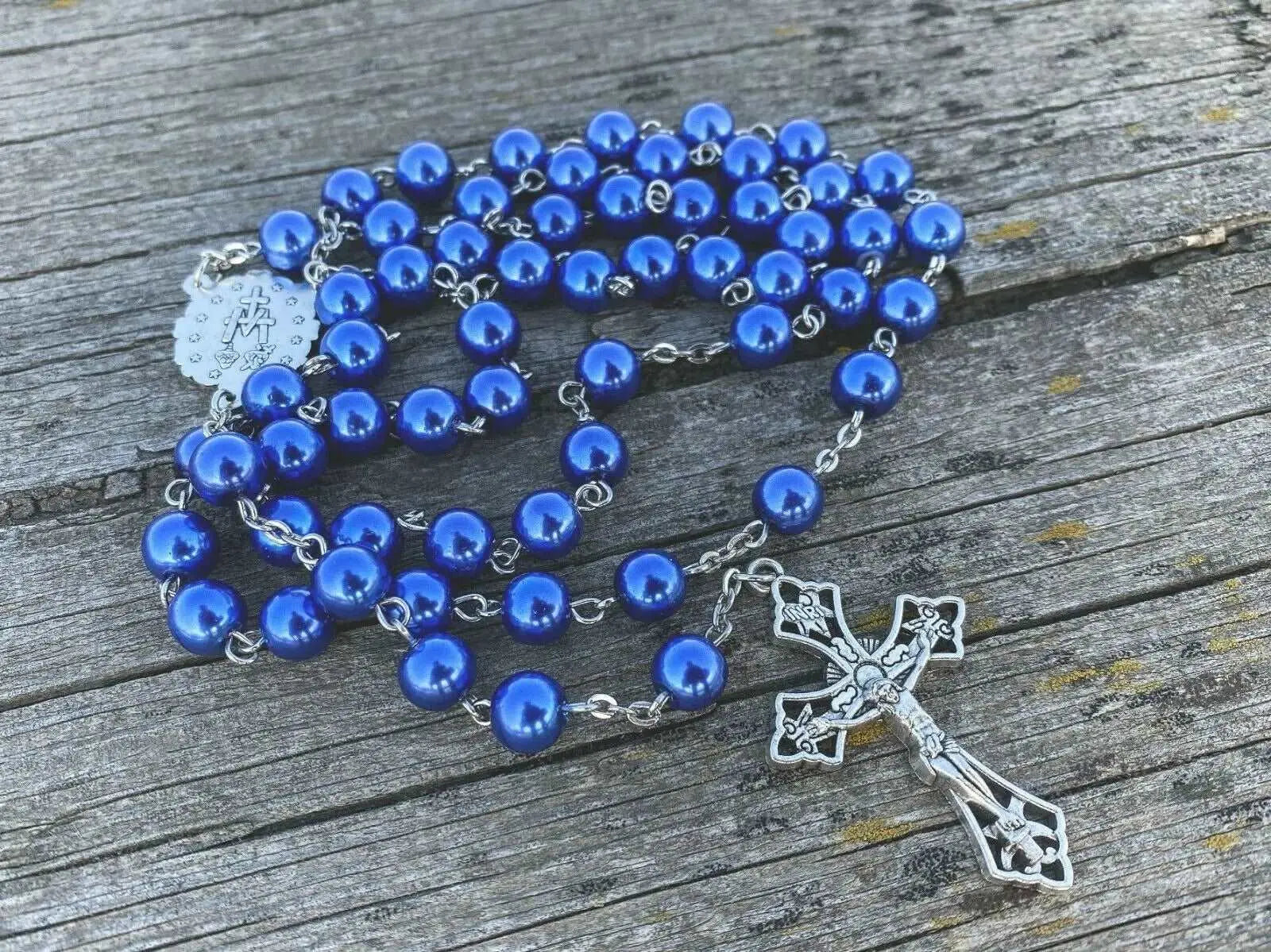 Nazareth store deep blue crystal beads rosary catholic on sale necklace holy soil medal cross crucifix velvet bag