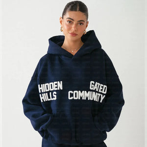 Fashionable Loose Fit Hooded Sweatshirt for Casual Streetwear Style