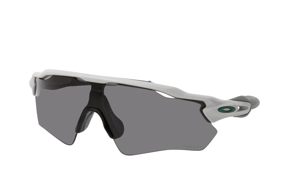 OAKLEY   0OO9208