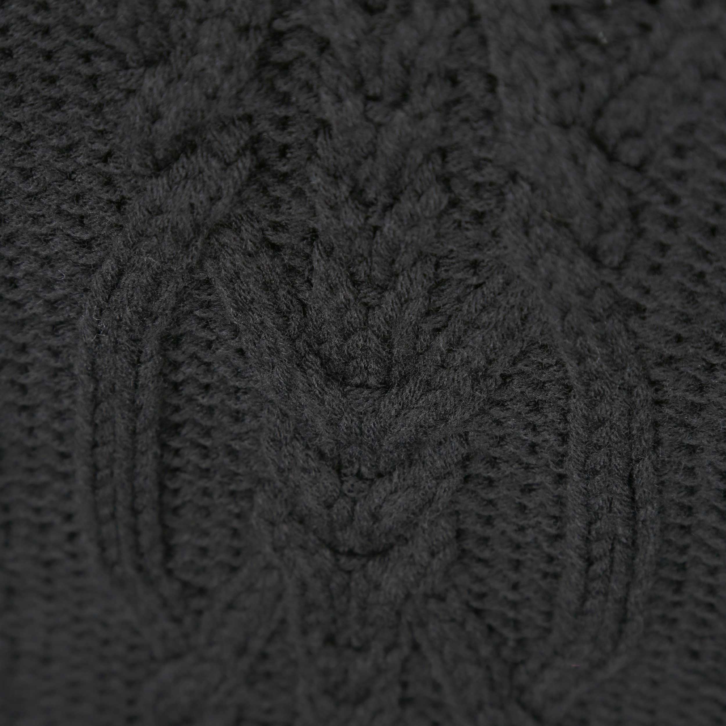 Holland Cooper Belgravia Cable Knitwear in Black