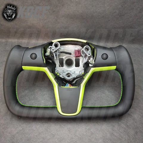 custom carbon fiber steering wheel, an experience in luxury.