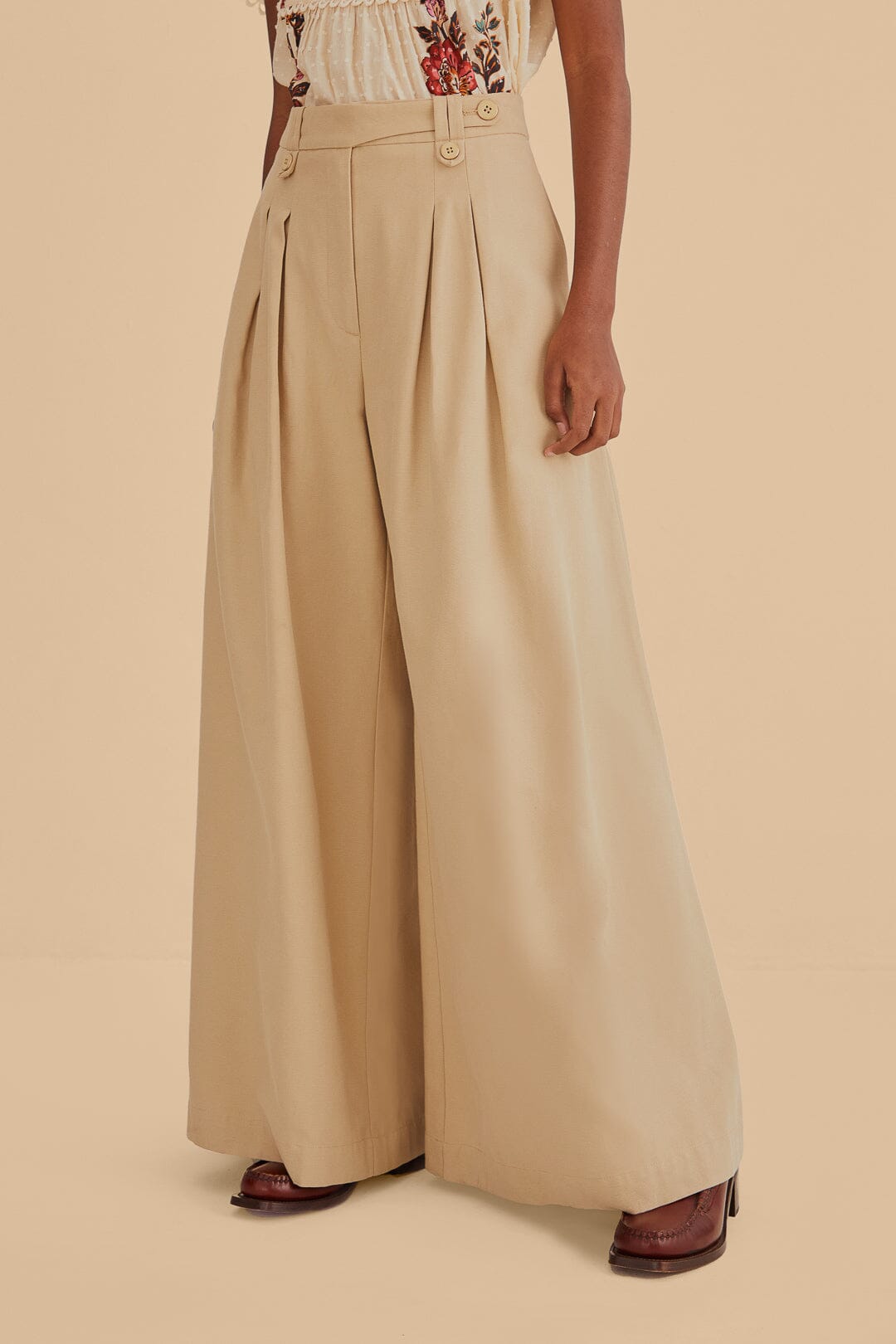 Khaki Low Waisted Pleated Pants