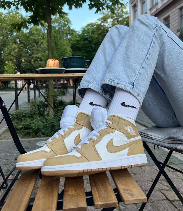 jordan 1 mid tan