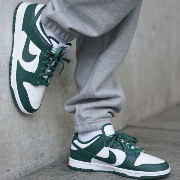 Nike Dunk Low “Varsity Green – uaesss