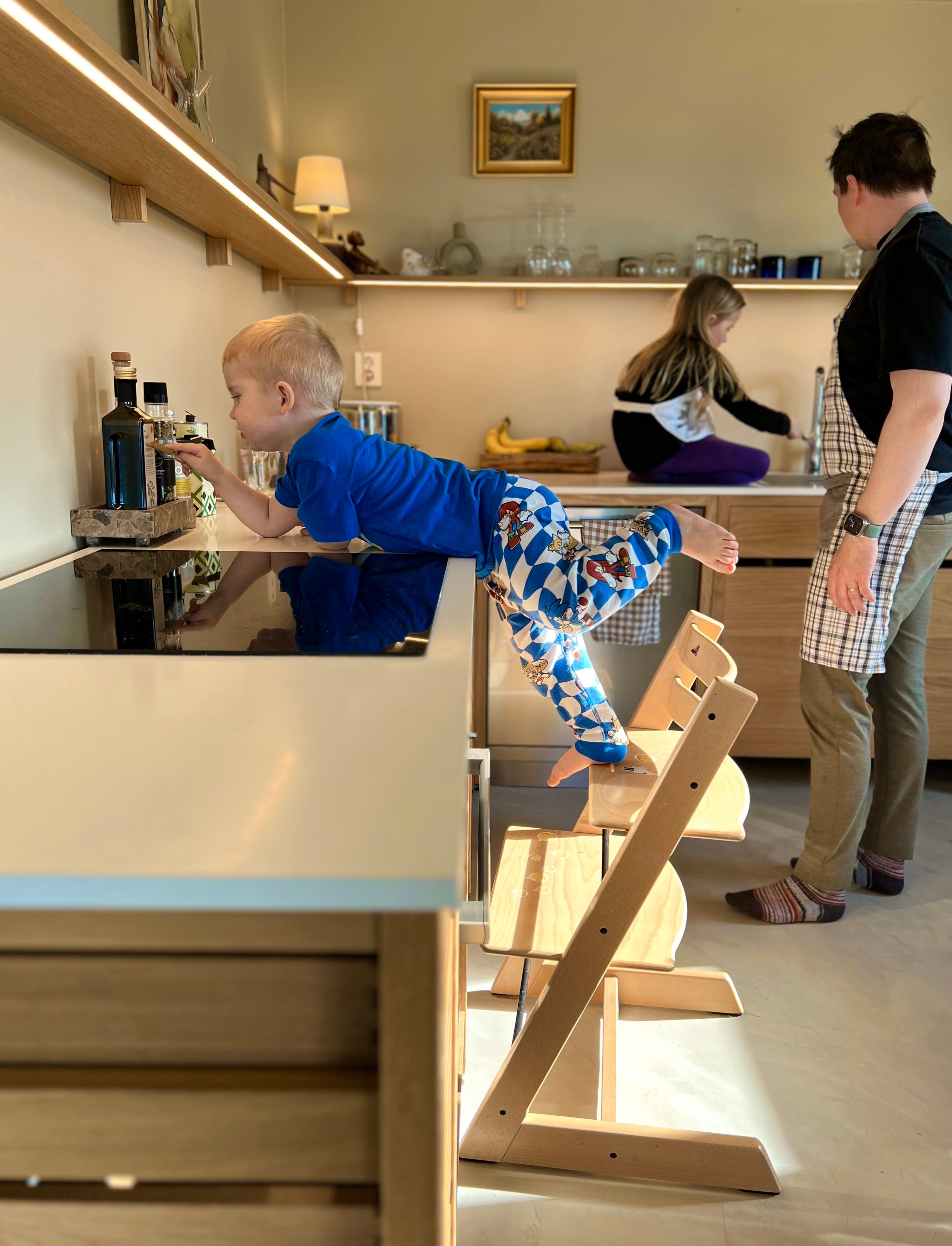 Natural Oak Modular Coquo Kitchen: A perfect blend of functionality and warmth.