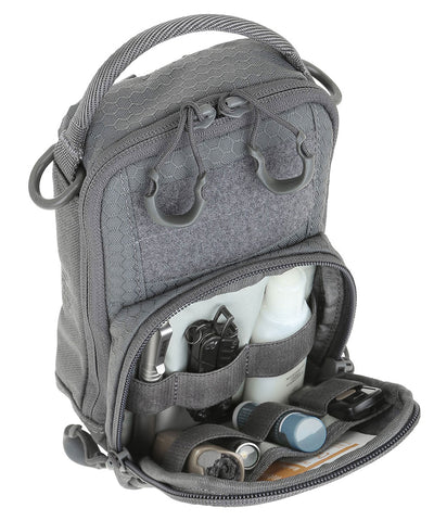 dettaglio della tasca piccola della maxpedition pouch AGR Dep con accessori