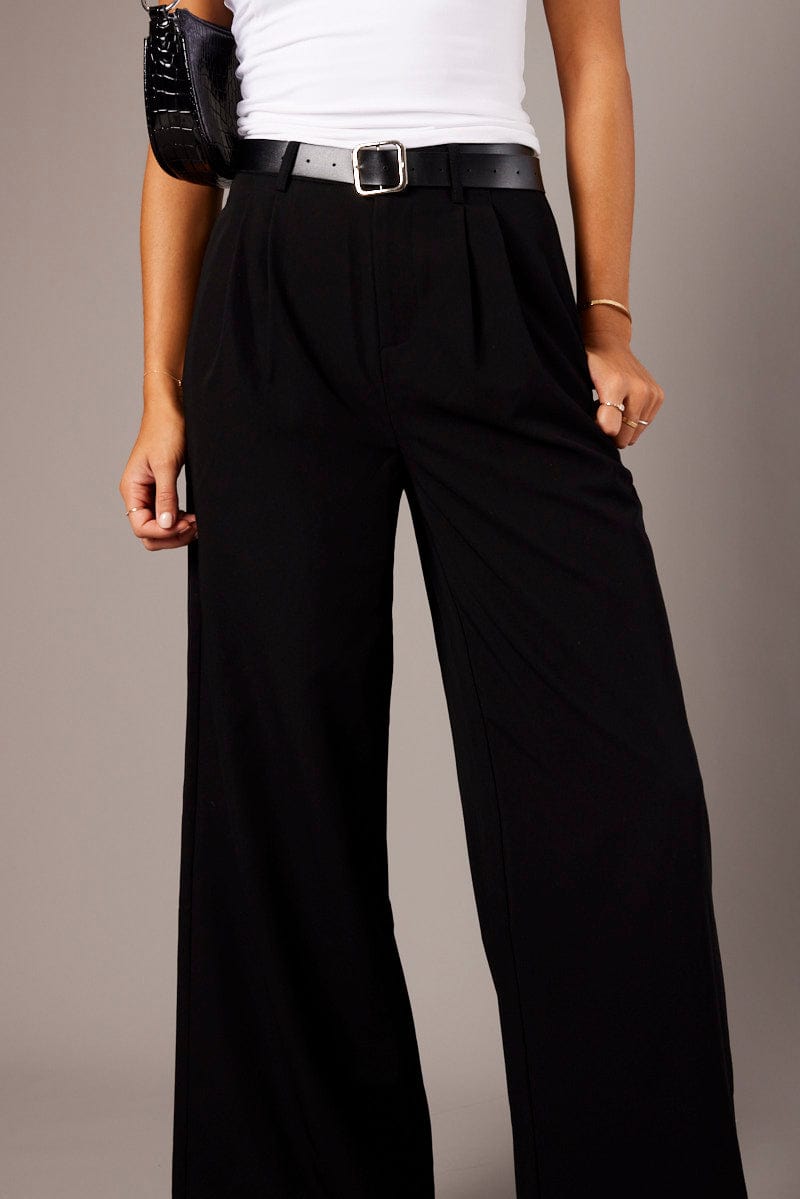 Stradivarius wide leg relaxed dad trousers in black | ASOS