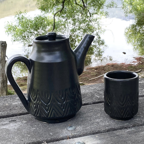 Black tea by the lake - Queenstown