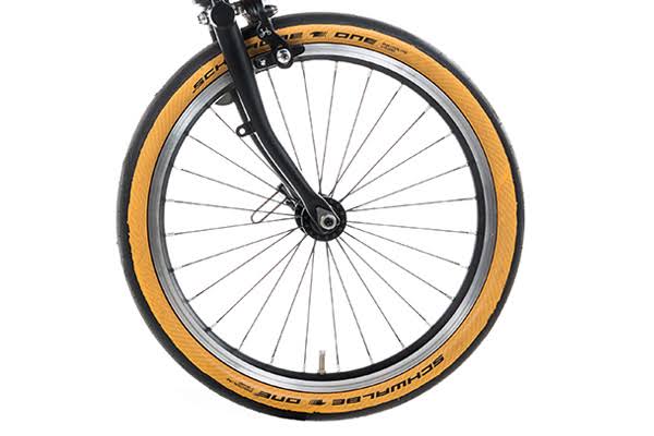 Schwalbe Marathon Racer Tan Wall – B-Spokes