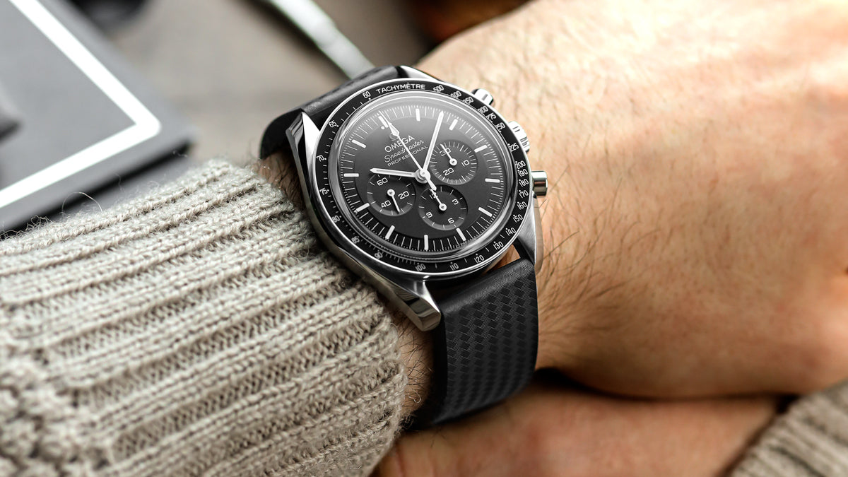 Omega Speedmaster on WatchGecko 400 (MKII) Italian Rubber Divers Watch Strap