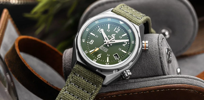 WatchGecko Nearly New Boldr Expedition II Automatic - El Capitan