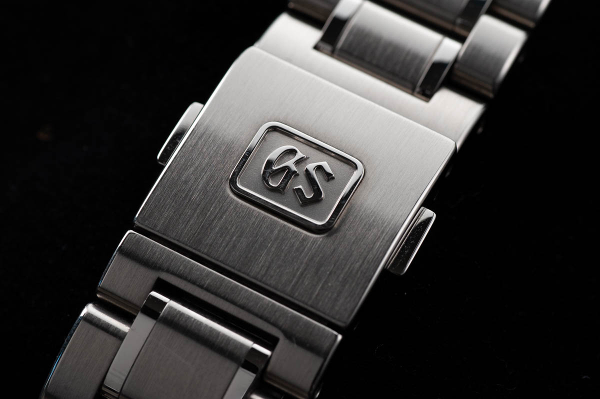 An In Depth Look At The Grand Seiko SBGA373 Spring Drive - Part 2 |  WatchGecko