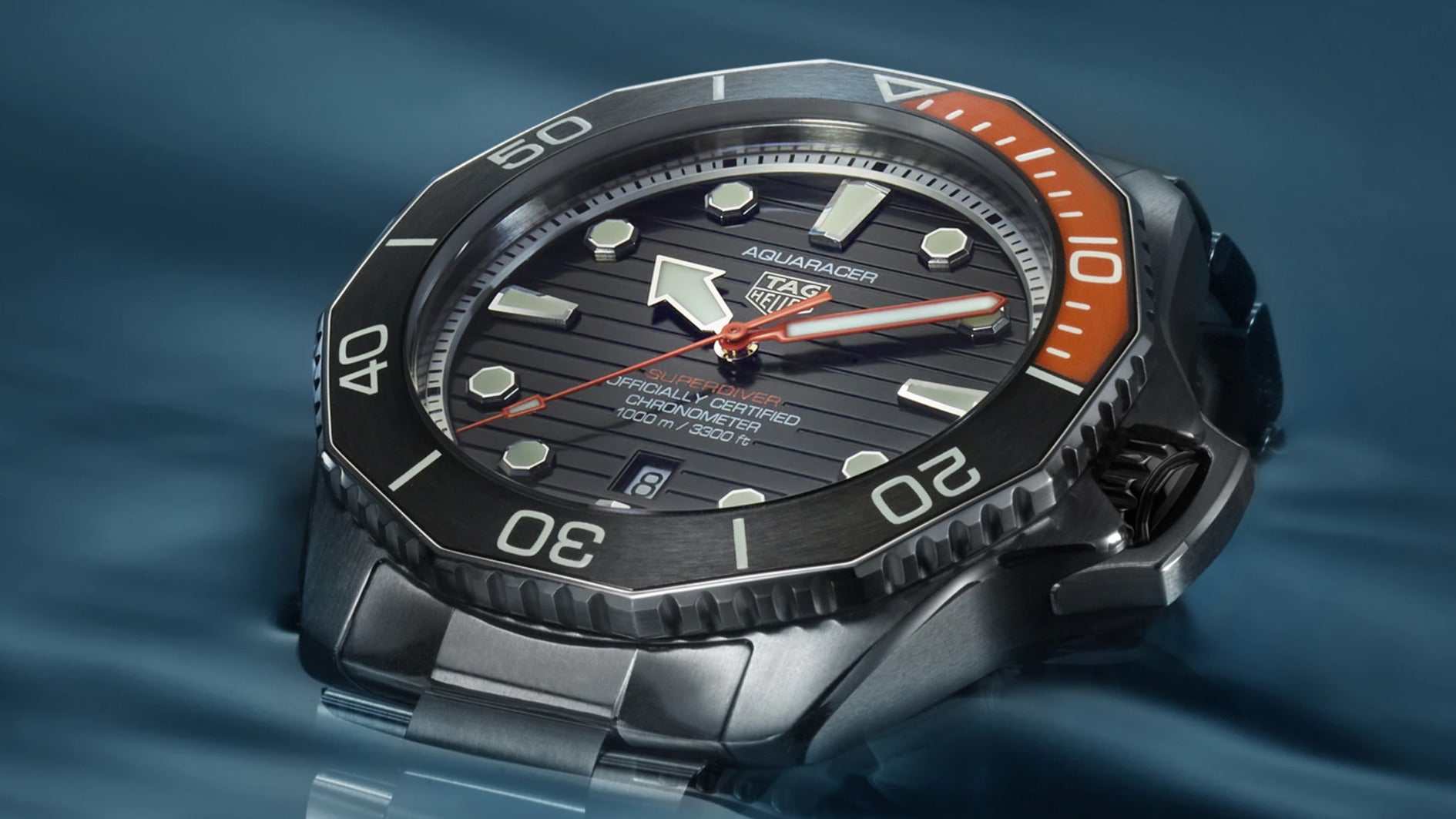 TAG Heuer Aquaracer Professional 300 GMT 2022 - Hand-On, Price