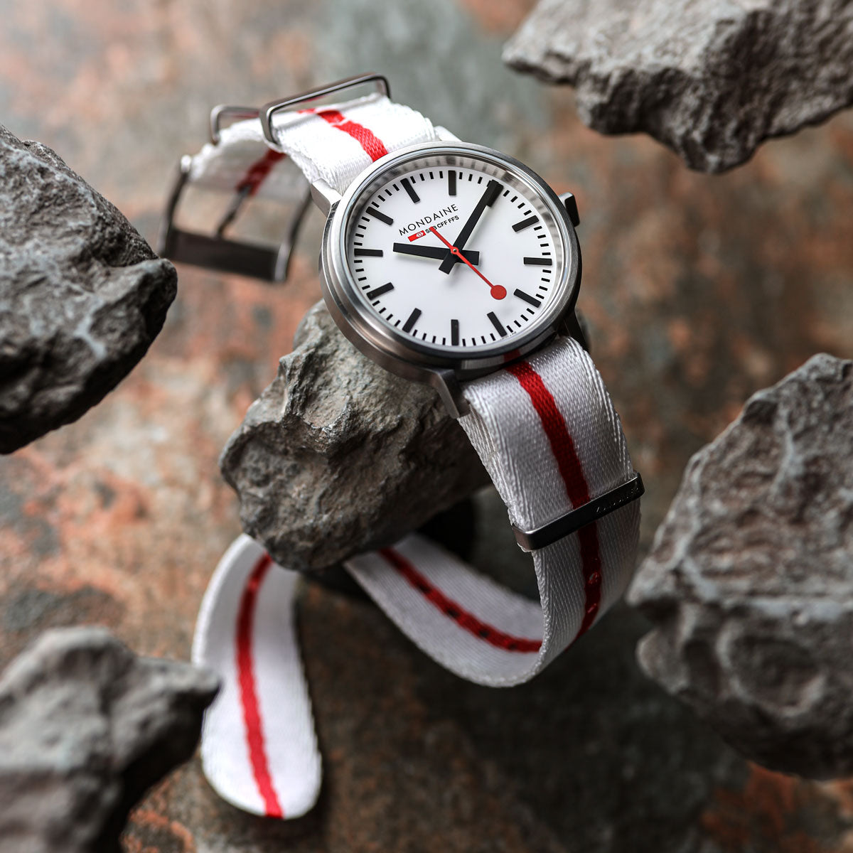 ZULUDIVER Modern Tropical Watch Strap (MkII) - Black - Silver Hardware