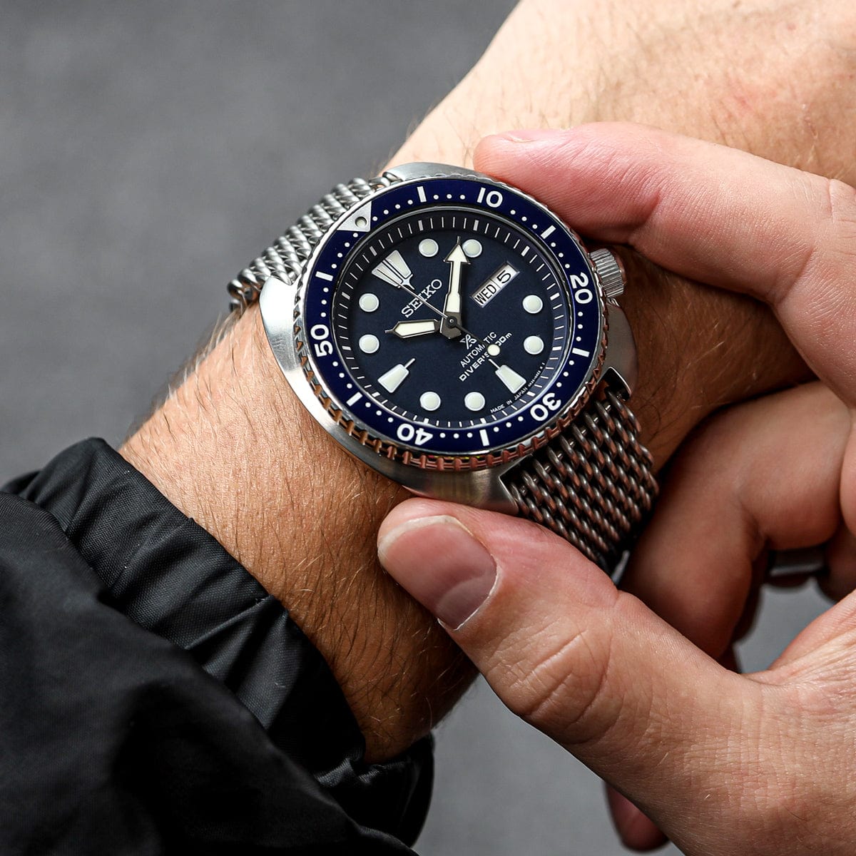 Genuine H Link Shark Mesh 316L Stainless Watch Strap - Satin | WatchGecko