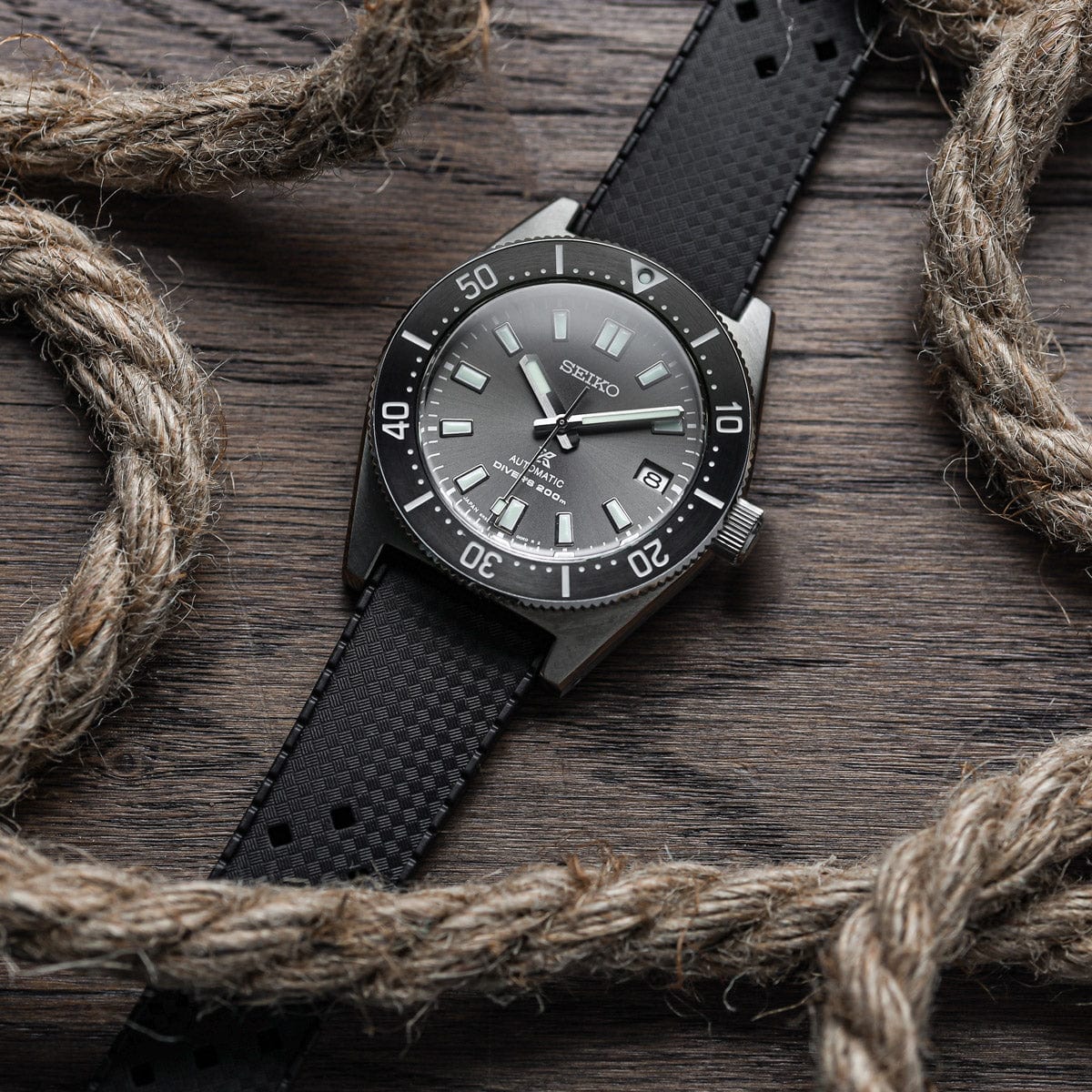 Seiko SPB143 Watch Strap Set | WatchGecko