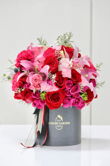 BD001 Stunning and Luxurious Red Roses Bouquet - Ramo Buchon de