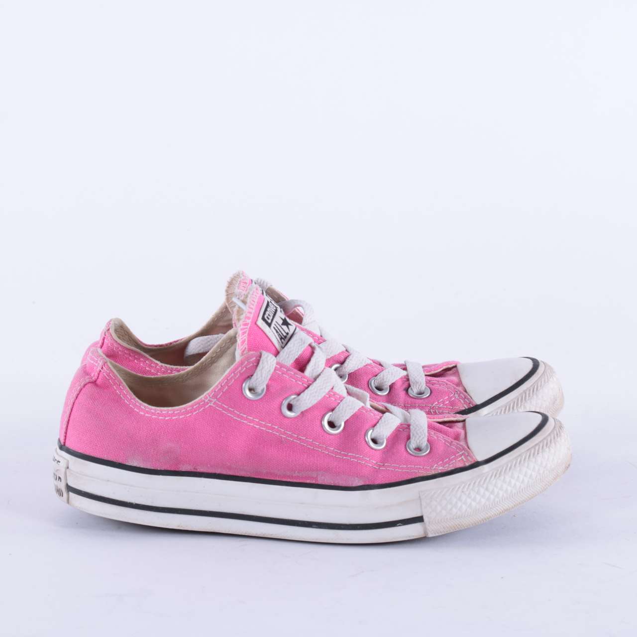 converse pink size 7