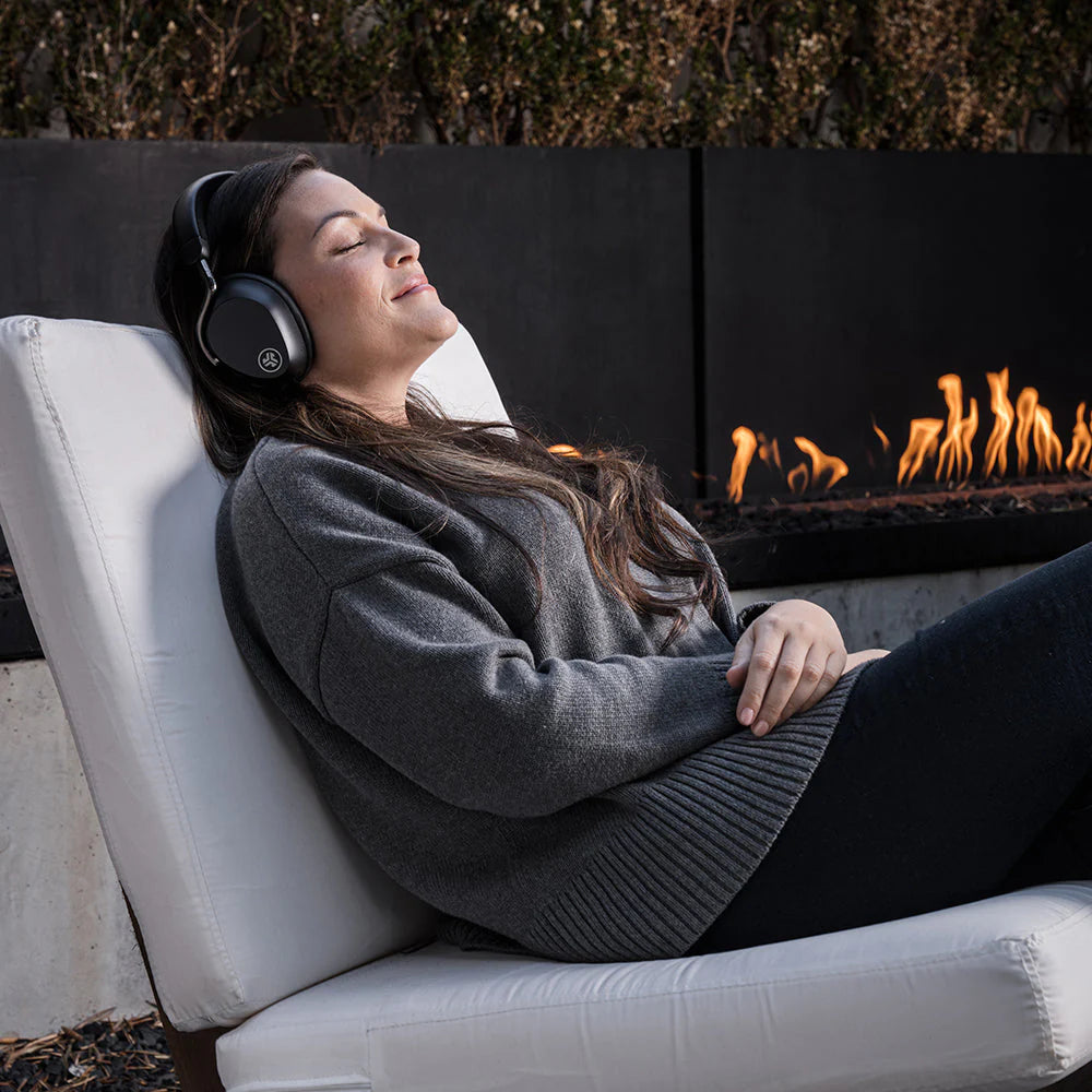 空間オーディオ(ヘッドトラッキング対応)