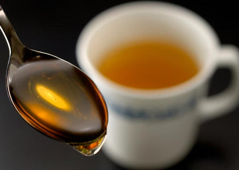 Hot green tea with honey, herbal tea remedies
