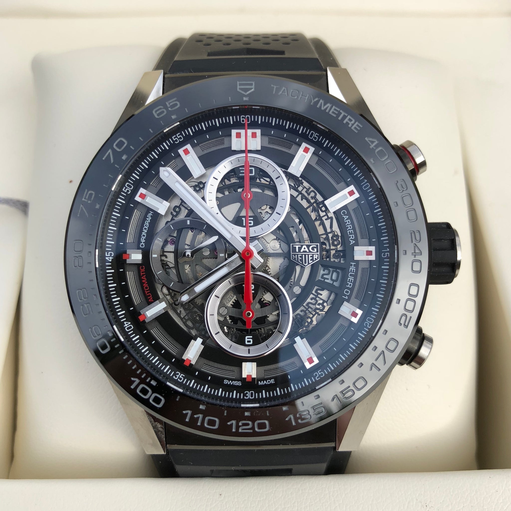 tag heuer carrera calibre heuer 01