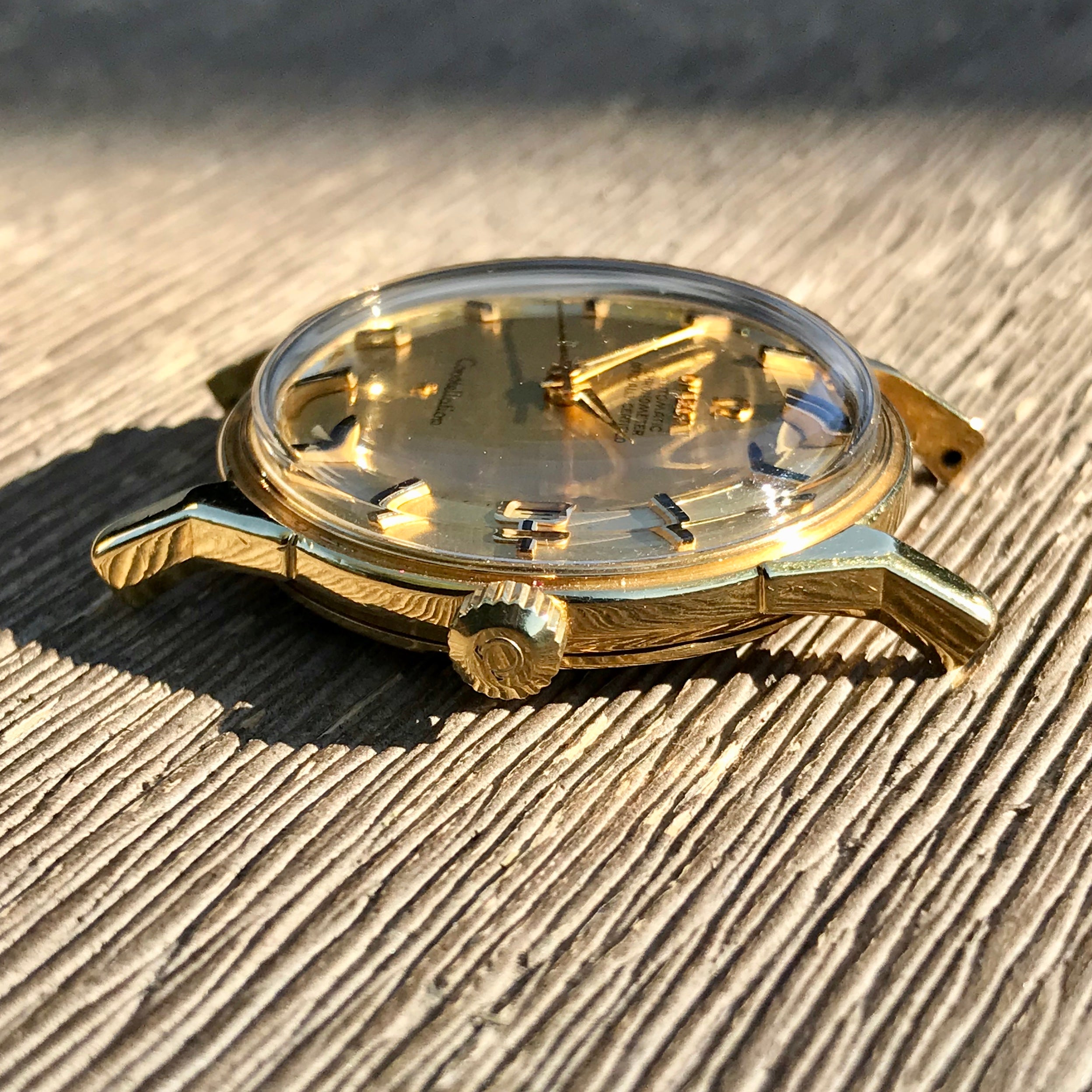 Vintage Omega Constellation Date 168.005 18K Yellow Gold Caliber 561 A ...