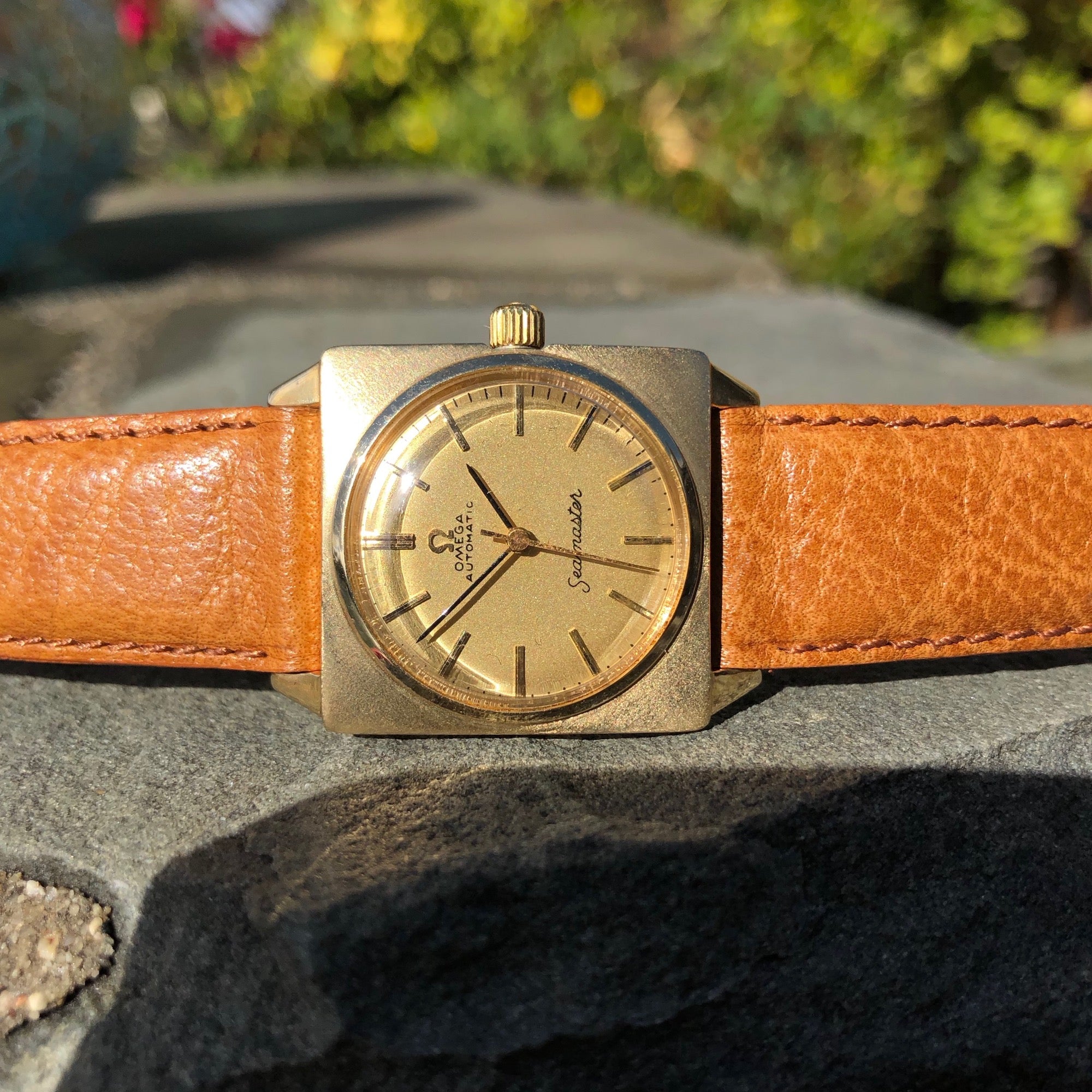 14k omega watch