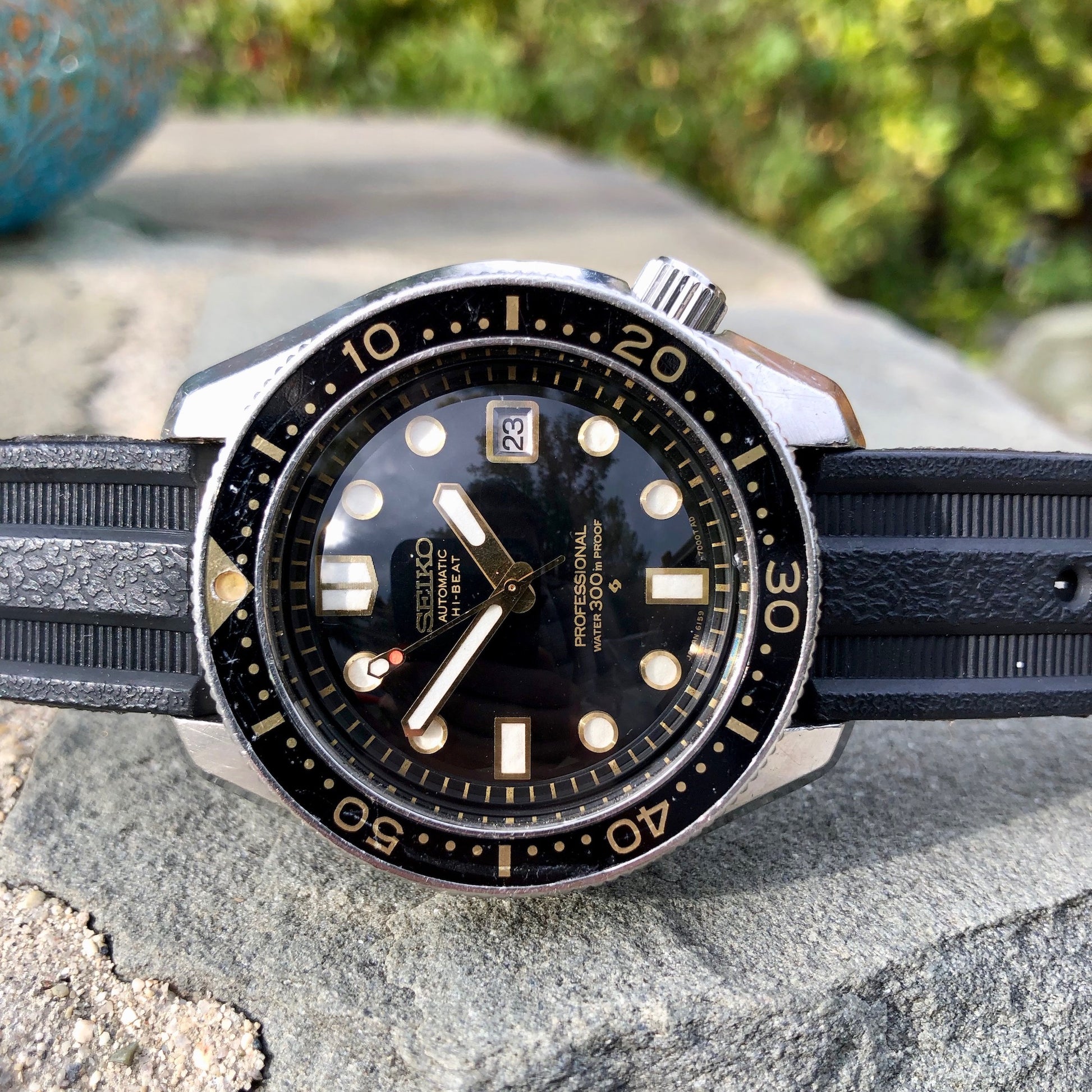 Vintage Seiko Professional 6159-7001 Diver 300 Hi-Beat Steel Automatic 44mm  Wristwatch | Hashtag Watch Co.