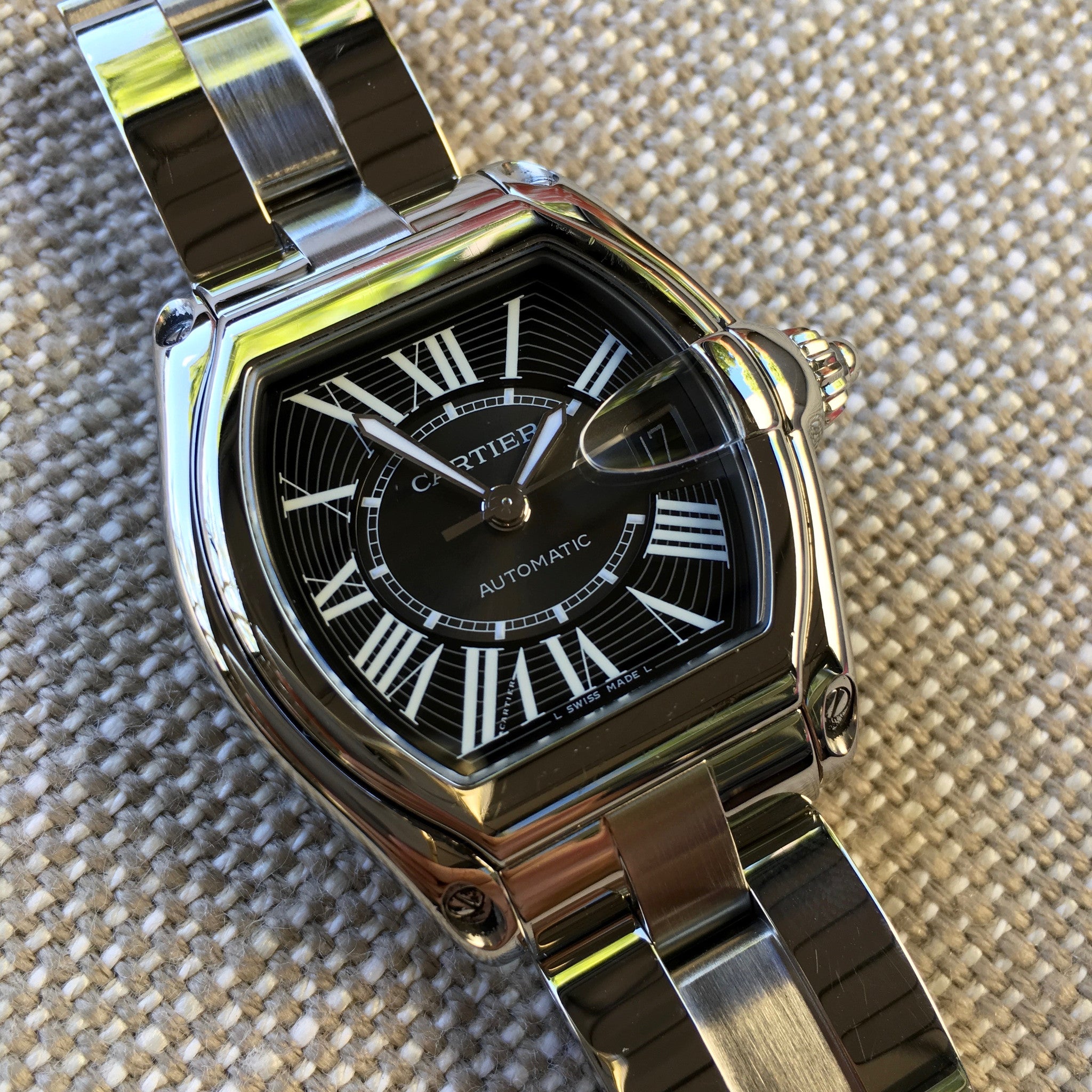 cartier roadster not keeping time