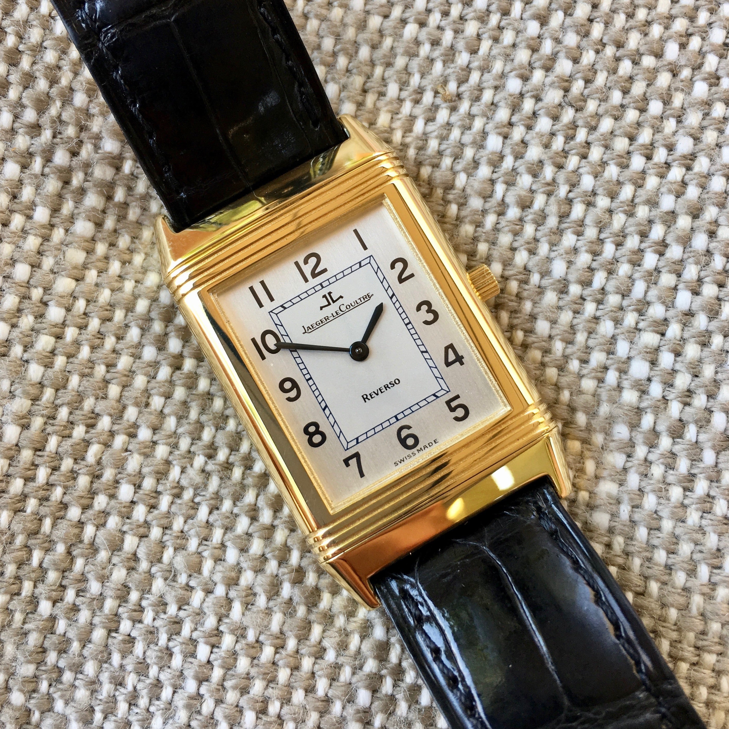 Jaeger LeCoultre Reverso 18K Yellow Gold Manual Wind Silver Leather ...