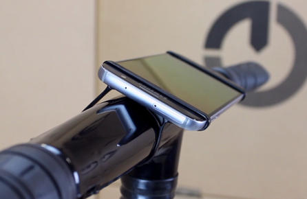 Gocycle OEM Smart Phone Handlebar Mount phone in place