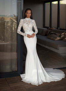 Elegant Form-Fitting Long Sleeve Wedding Dress Martha Ocean