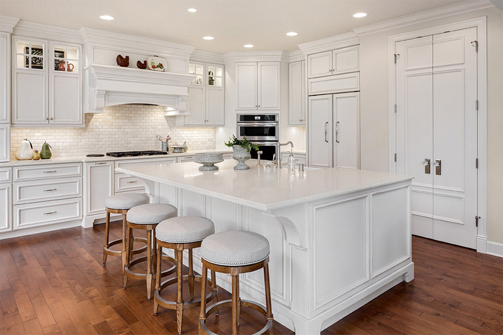 Professionally designed kitchen with a Traditional decor style