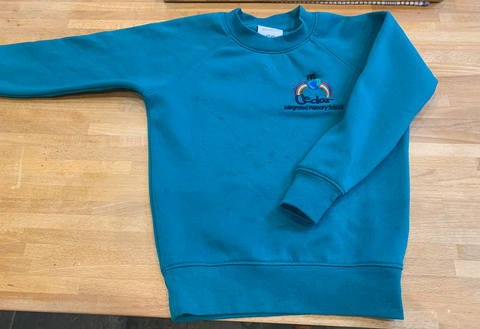 How well does Miniml laundry liquid clean school jumpers
