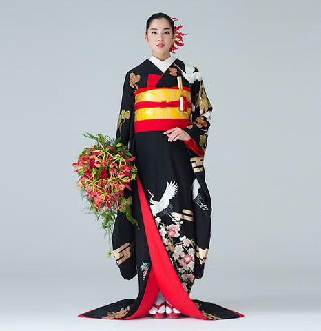 Hikifurisode