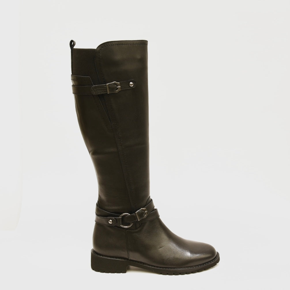 ankle high boots for woman in black