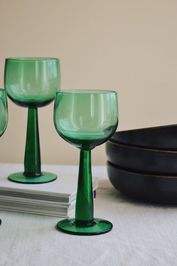 HKliving - Set of 4 Olive Green Tall Wine Glass: The Emeralds