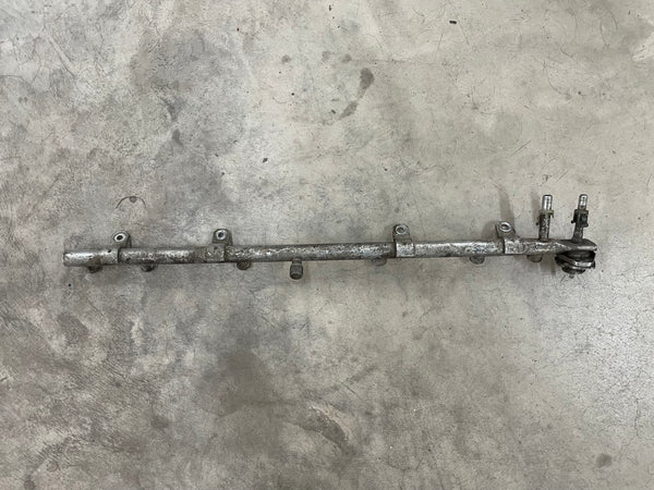  Fuel Rail for Wrangler YJ, Cherokee XJ, Grand Cherokee ZJ | FN Jeep