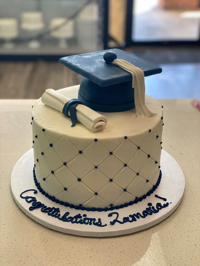 Spectacular Graduation Cakes! | Skip To My Lou